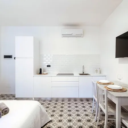 Cesare 22 - The House Of Travelers Prázdninový dům Como