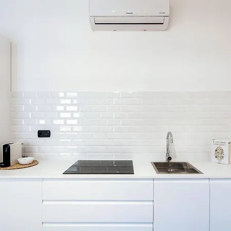 Cesare 22 - The House Of Travelers Como