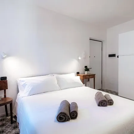 Cesare 22 - The House Of Travelers