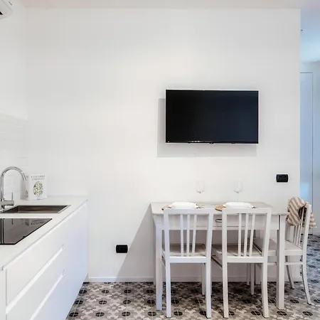 Holiday home Cesare 22 - The House Of Travelers