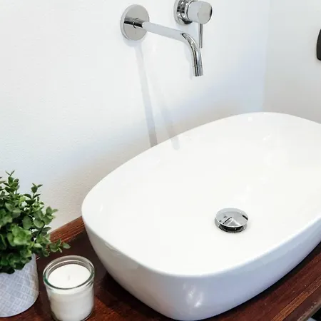 Cesare 22 - The House Of Travelers *